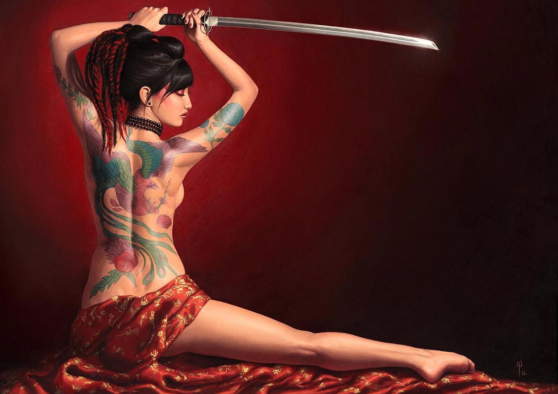 Молодая японская гейша развлекает волосатых самураев
