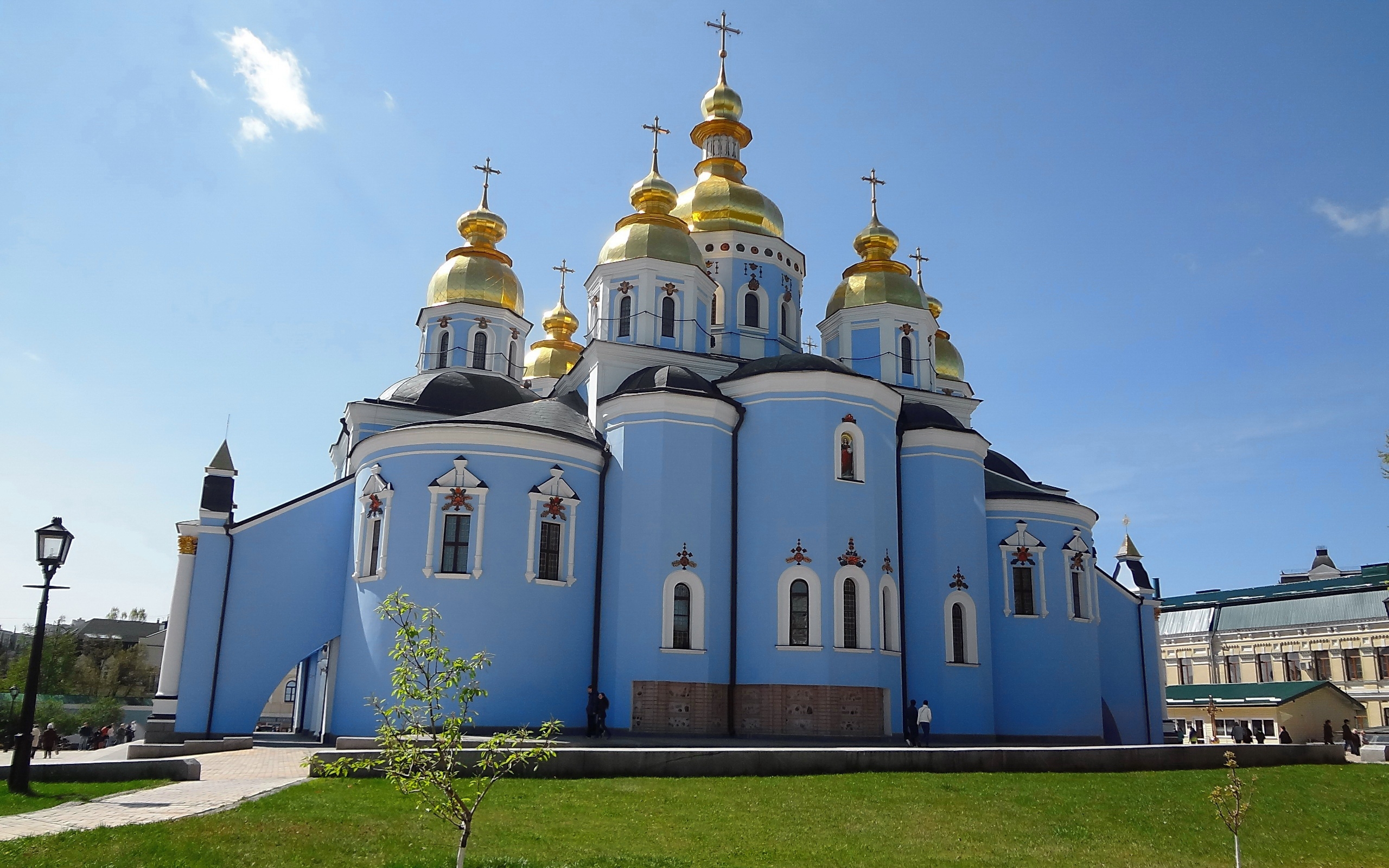 Православный храм какие есть. Михайловский Златоверхий монастырь.