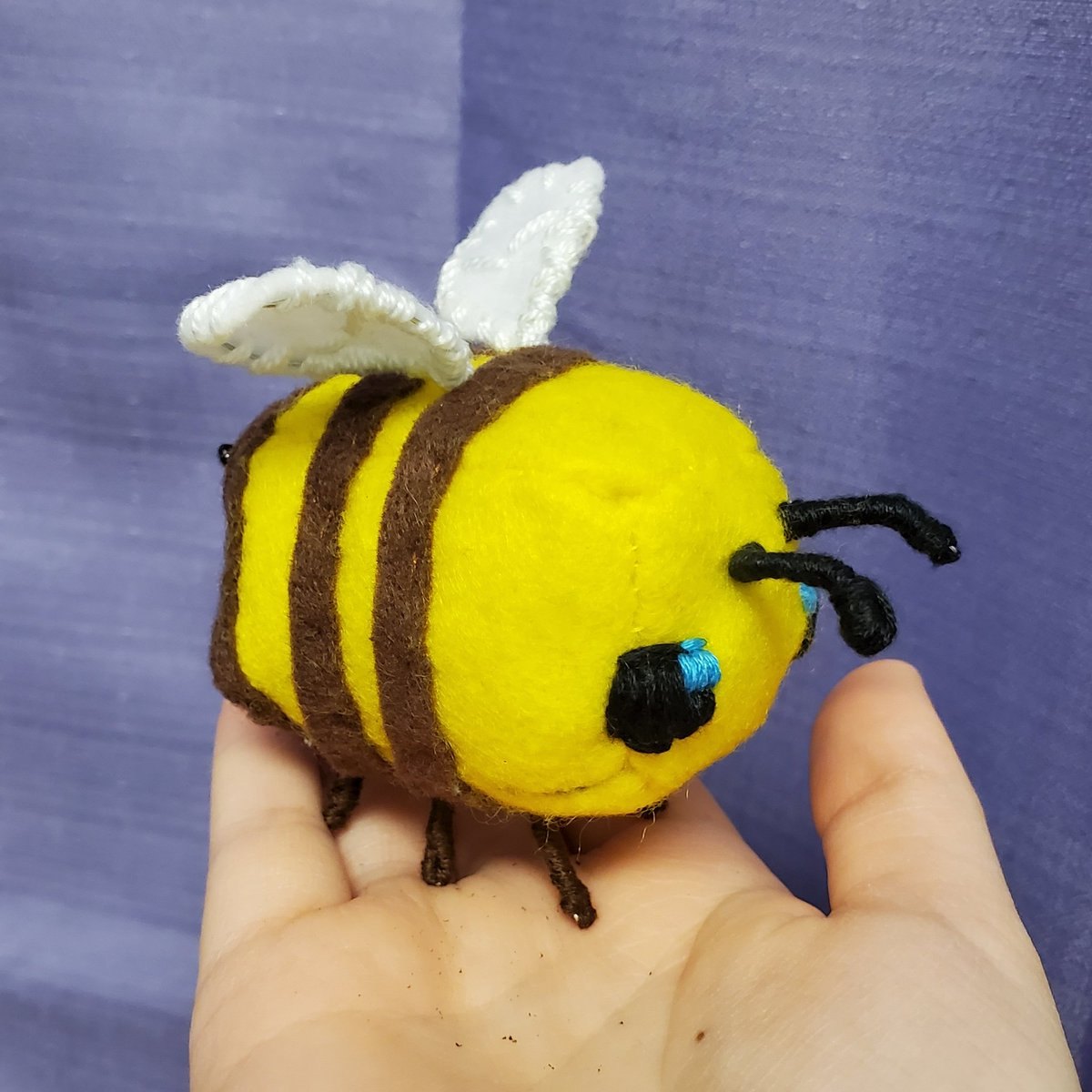Пчела из