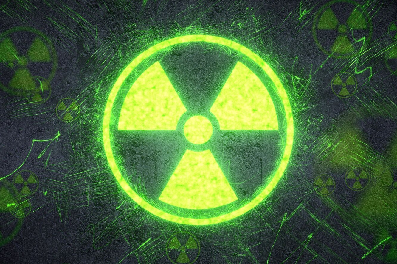 Обратная радиация. Знак радиации сталкер. Знак радиационной опасности сталкер. Значок радиации сталкер. Сталкер значок радиационной опасности.