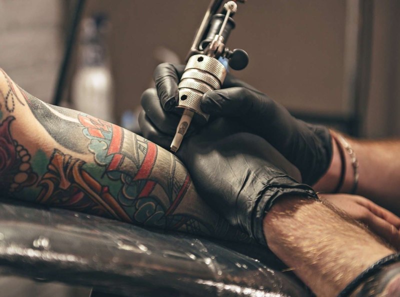 400 татуировок и 10 муз: жизнь Кэт фон Ди в цифрах