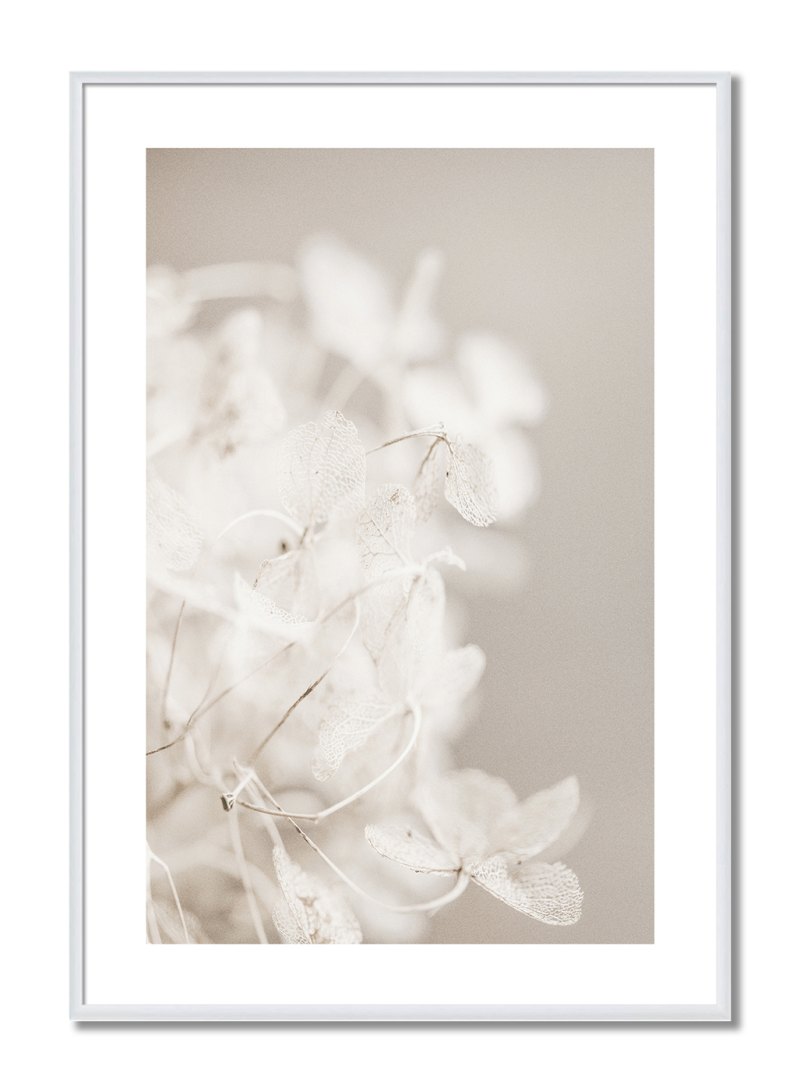 Постер в бежевых тонах