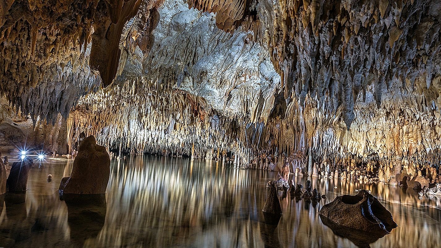пещеры на островах