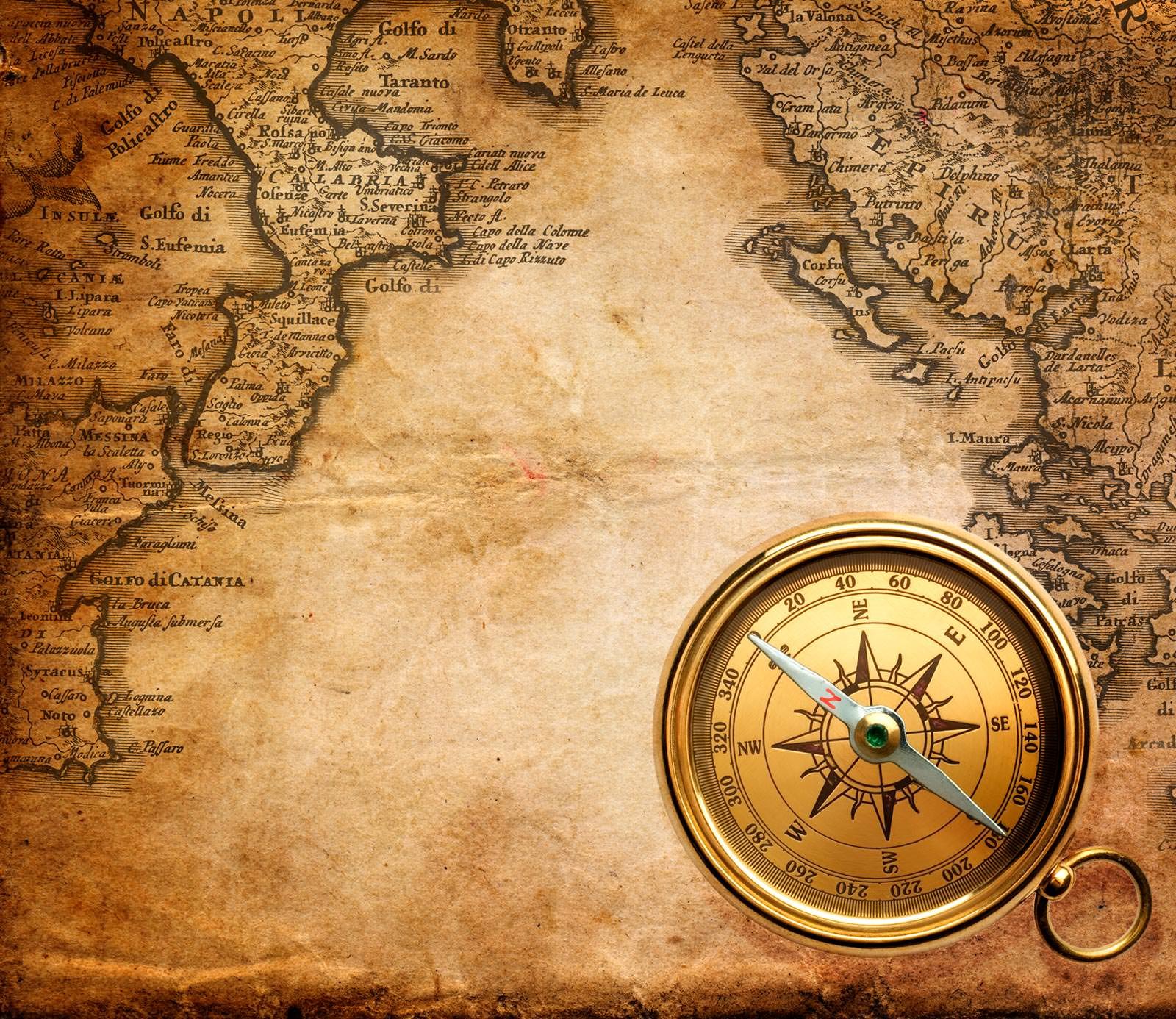 Древняя карта. Старинная карта. Старинные морские карты. Старая морская карта. Старинная карта с компасом.