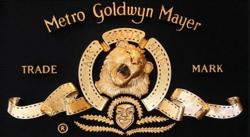 Metro goldwyn. Metro Goldwyn Mayer 1924. Лев Голден Майер. Логотип Metro Goldwyn Mayer в 1923. Метро Голден Майер Лев.