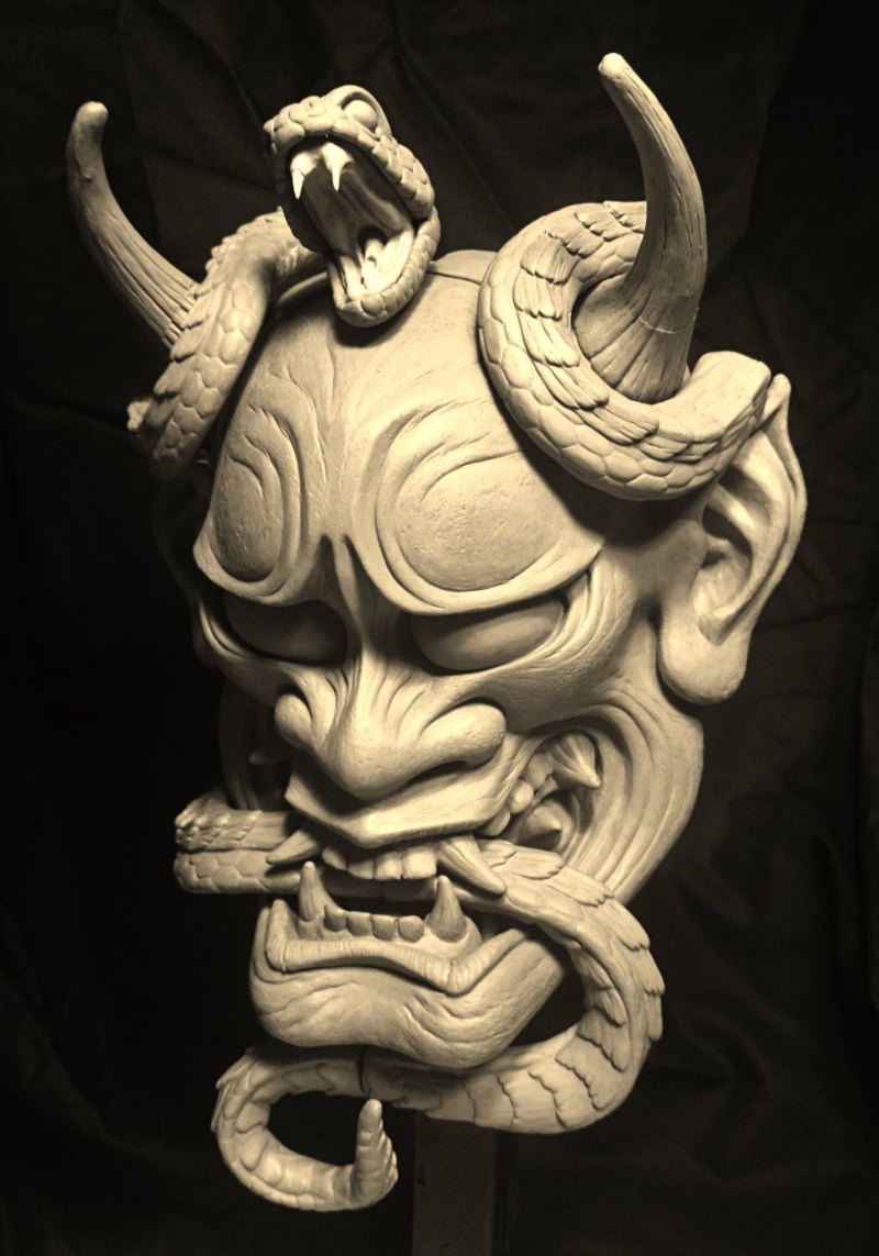 Японская маска Hannya самурая
