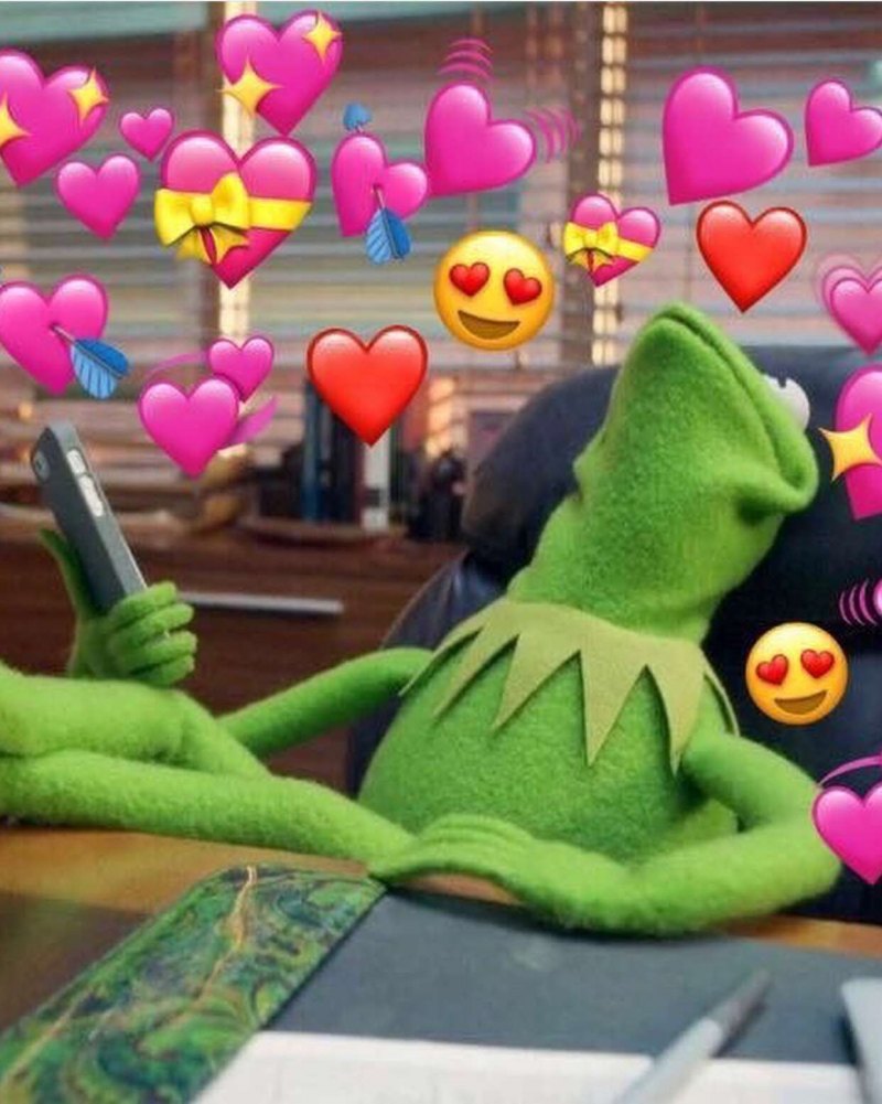 Лягушонок Кермит с сердечками