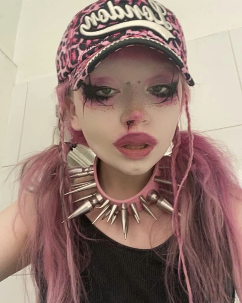 Эмо макияж 2021