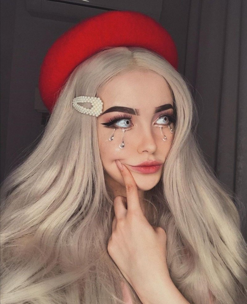 Томас Халберт блогер