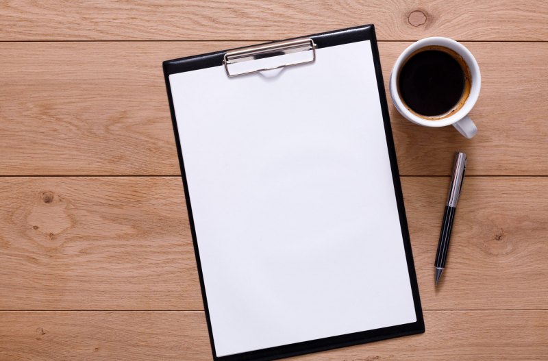 Планшет с листом бумаги