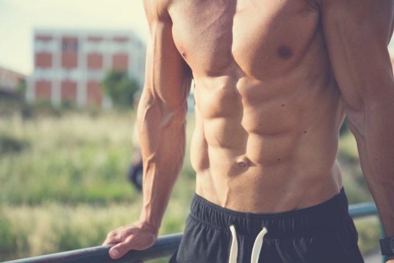 Мужской пресс кубики