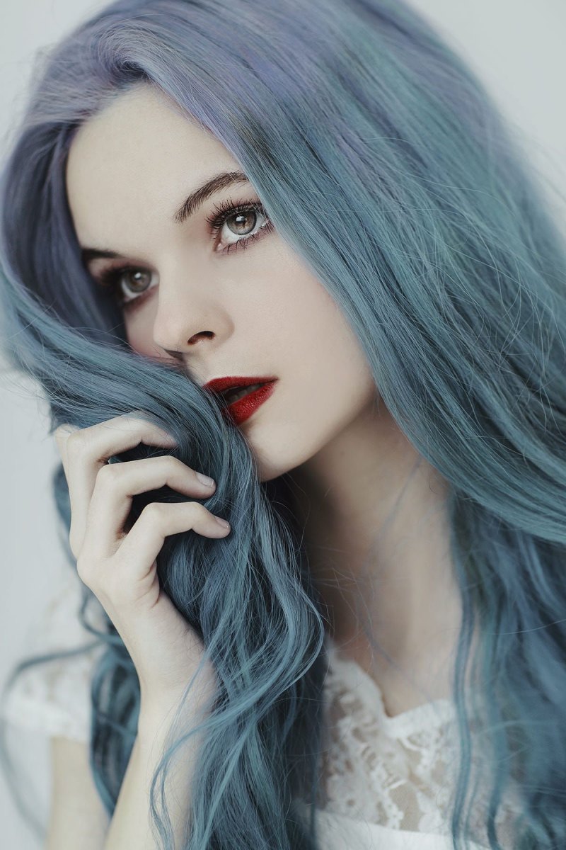 Jovana Rikalo Blue hair