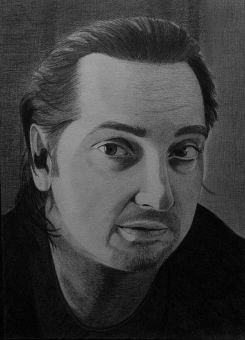 Михаил Горшенев портрет карандашом