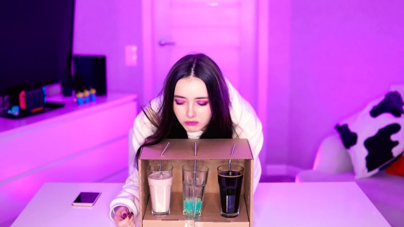 Мерч Милса Кела