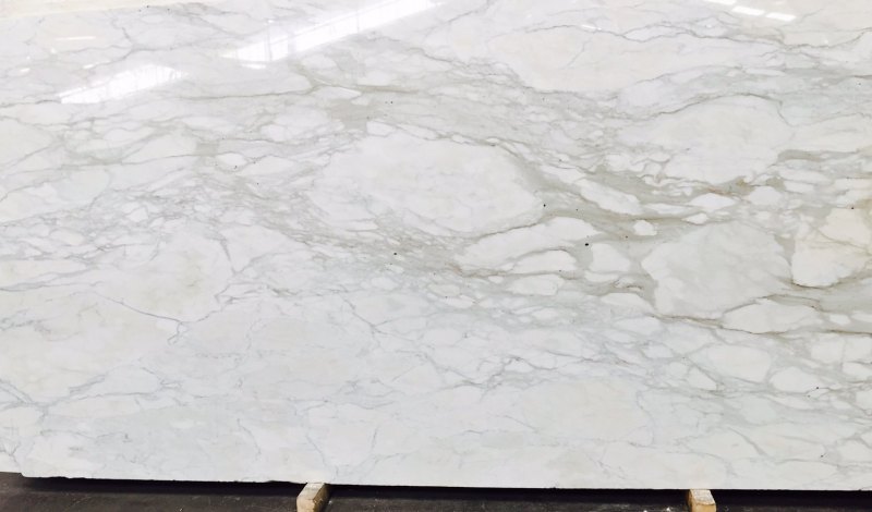 Плитка белая Statuario Calacatta 600 1200мм