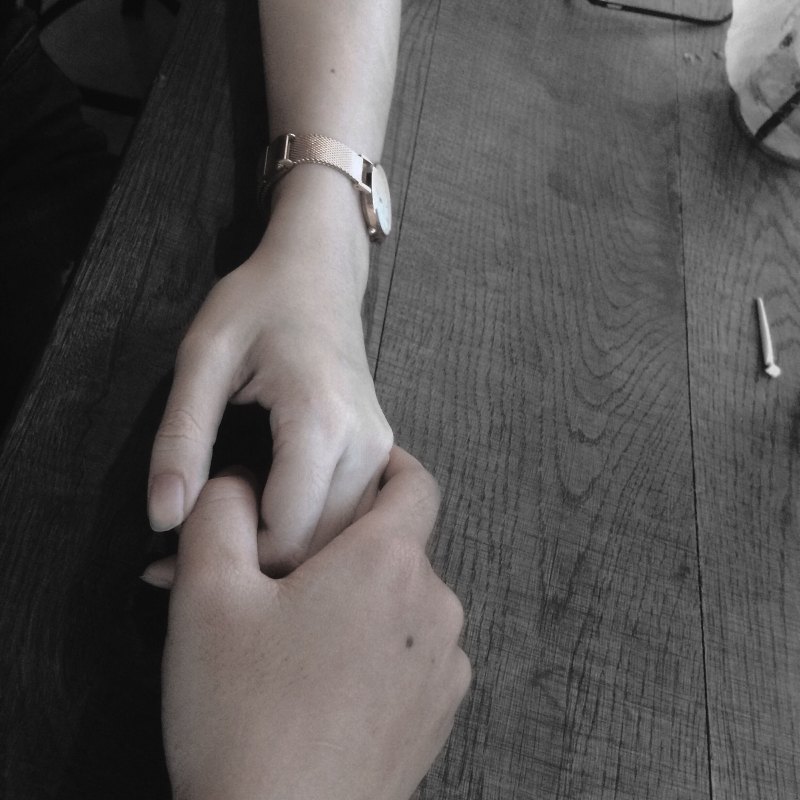 Эстетика держась за руки