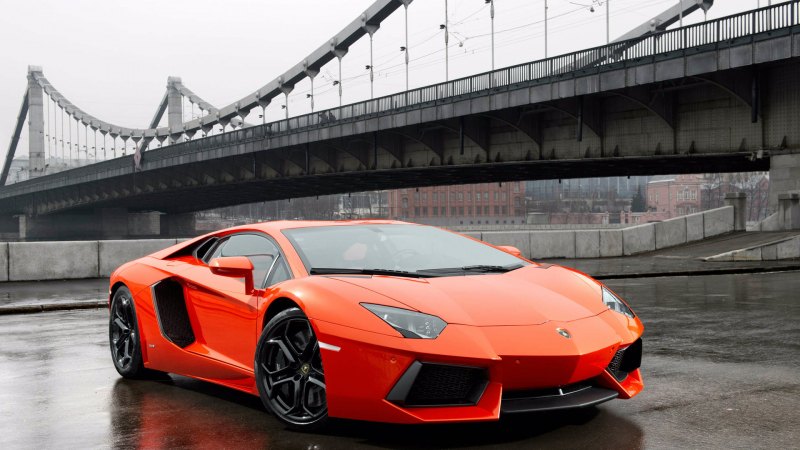 Lamborghini Aventador lp700