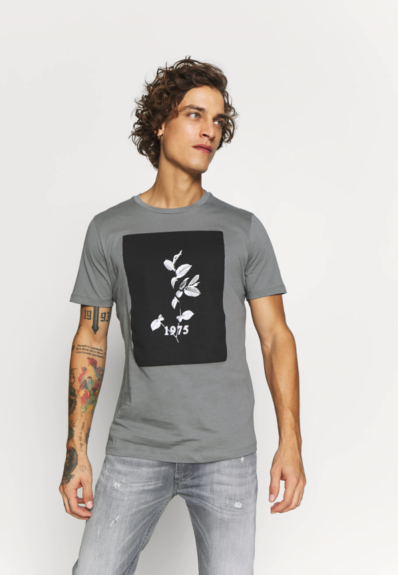 Майка с Буддой