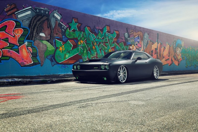 Dodge Challenger srt8 граффити