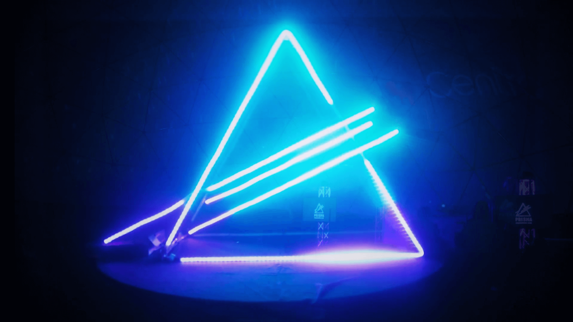 Triangle neon steam фото 79