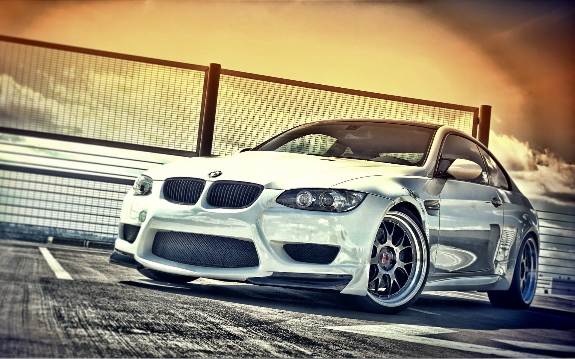 Бмв на обои телефона. BMW m3 320. BMW e92 Wallpapers. BMW m3 супер. BMW m3 e12.