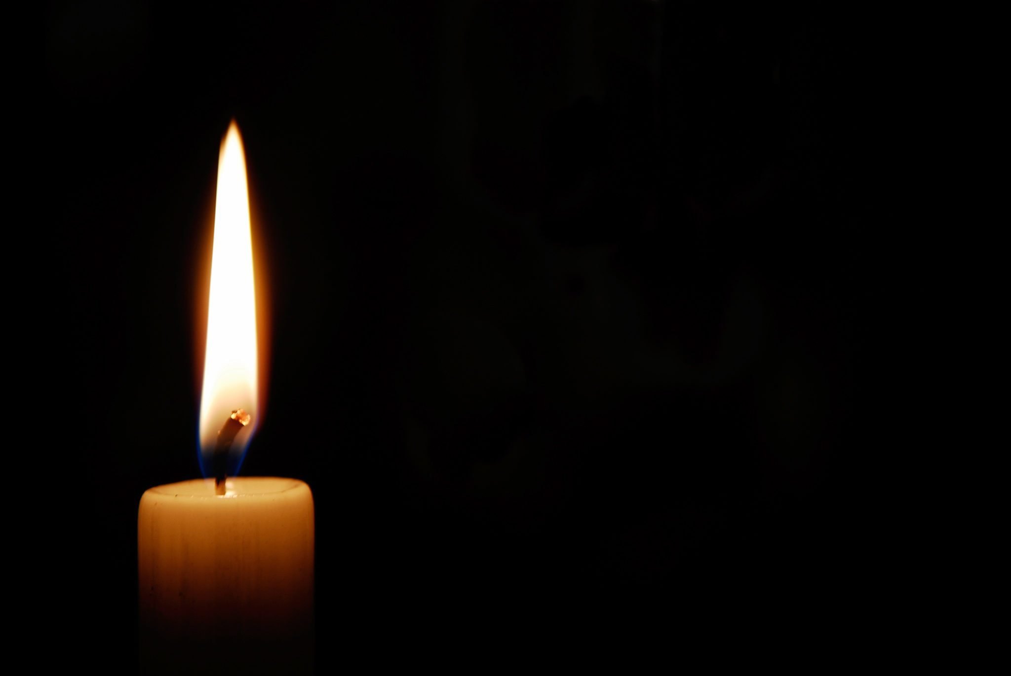 свеча за упокой фото умершему