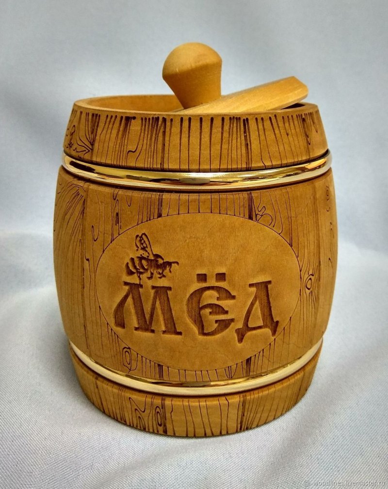 Баночка меда для детей
