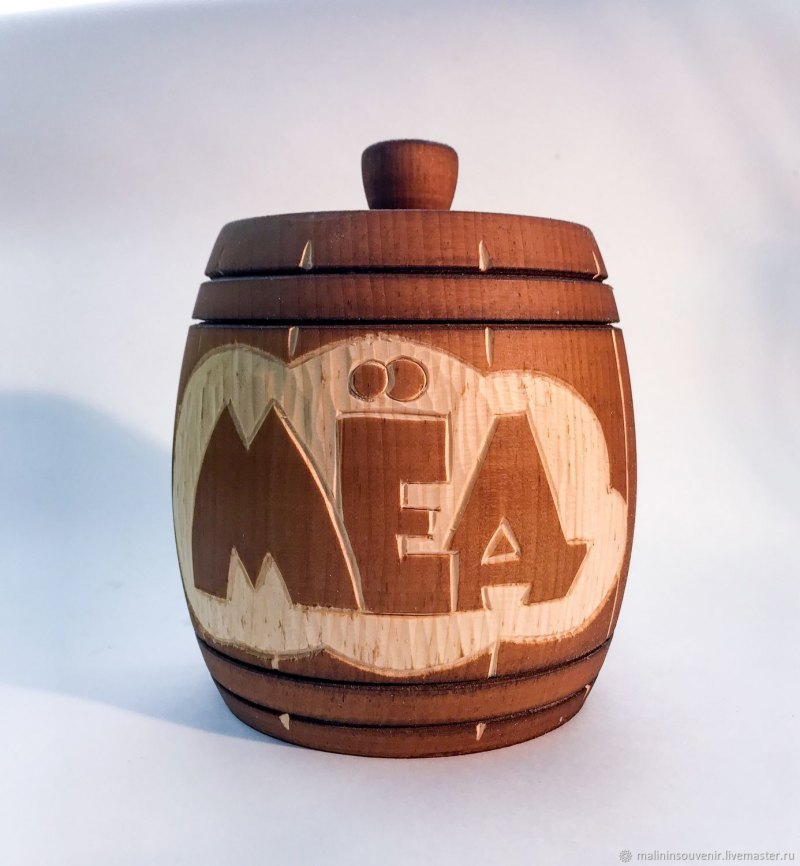 Арт бочки с медом без фона