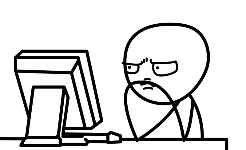 Мем сидит за компом