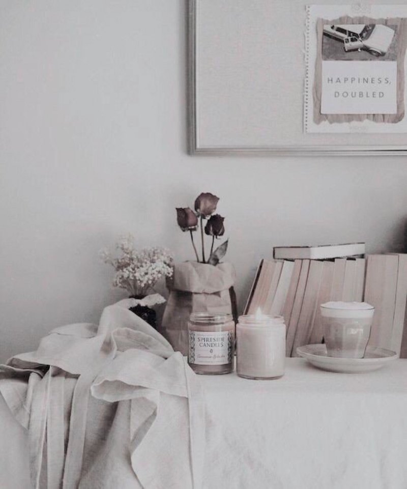 Эститика благо и серого цвета