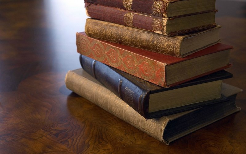 Обои на рабочий стол книги