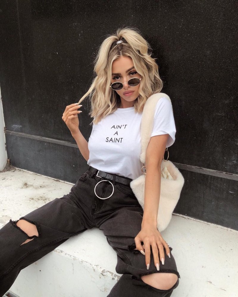 Вики Уокер манипы