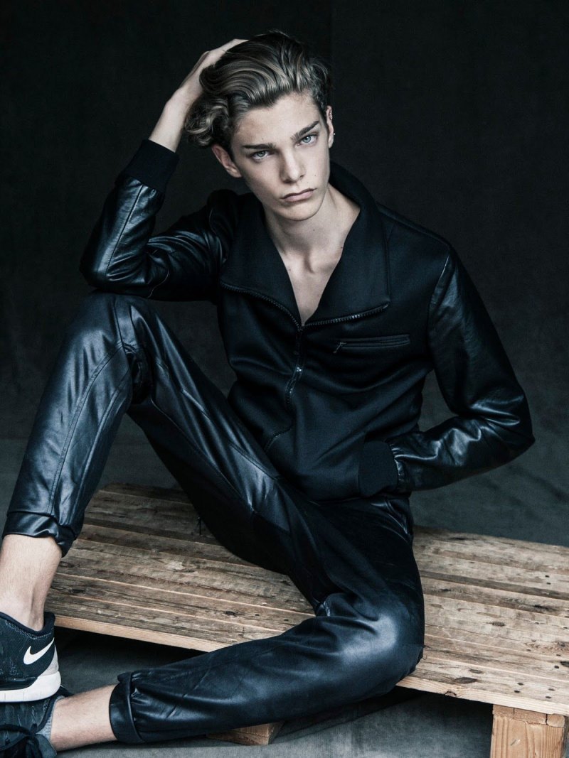 Антон Пежич