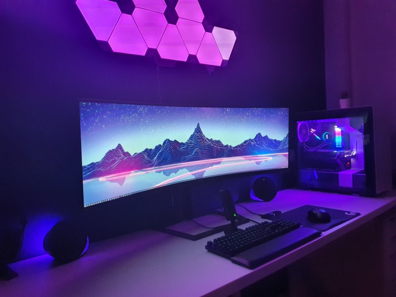 Уютная геймерская комната