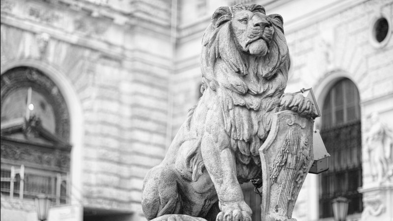 Львы в архитектуре