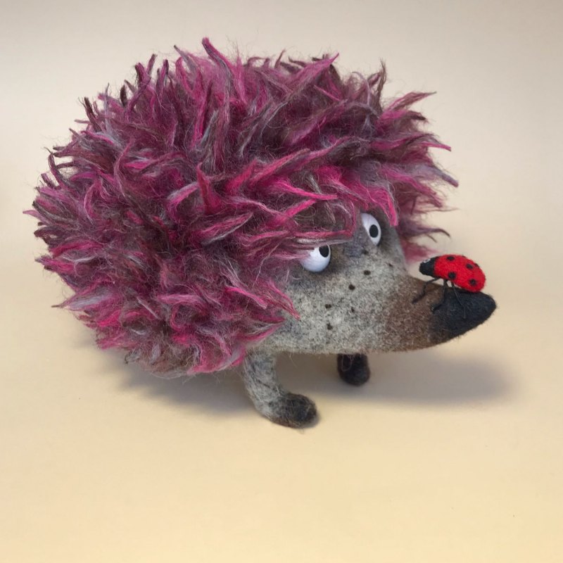 Ежик в парике