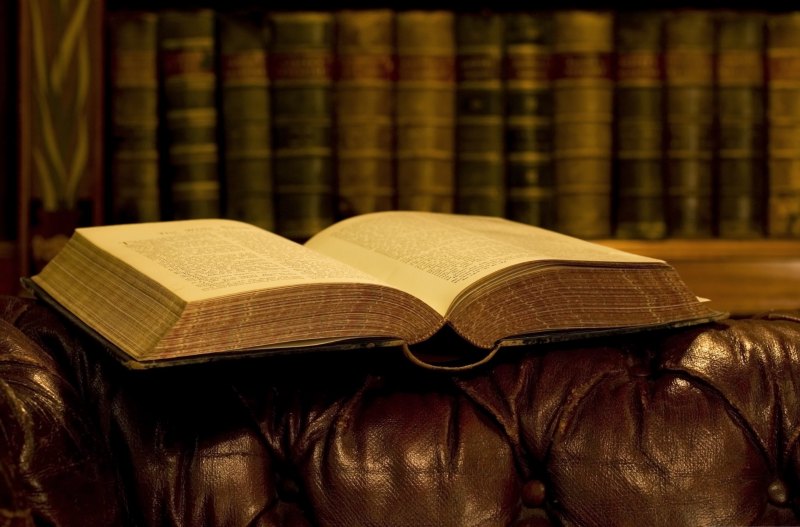 Красивый фон с книгами