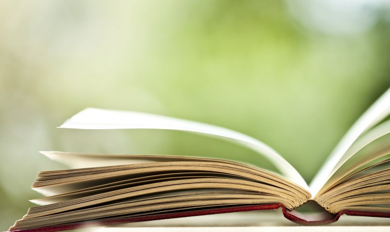 Фон для буктрейлера к книге
