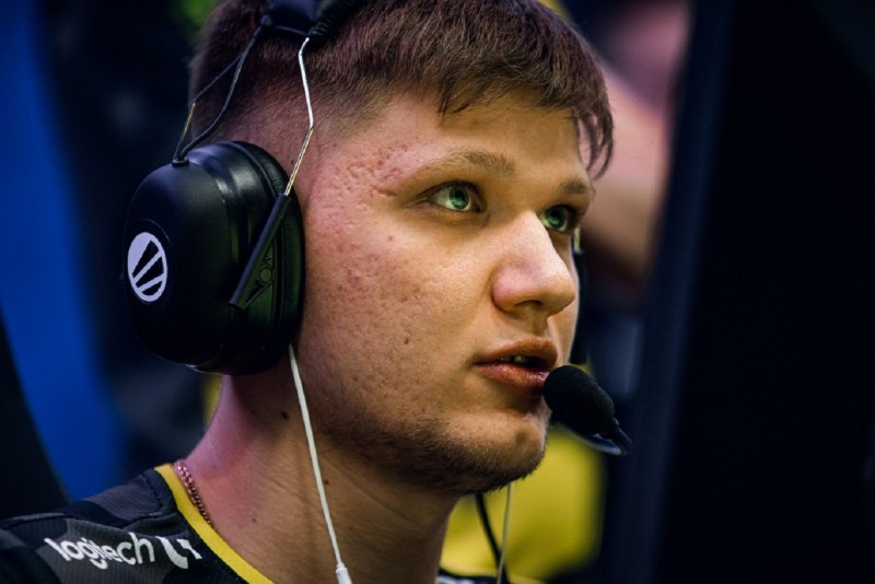 Саша Симпл нави