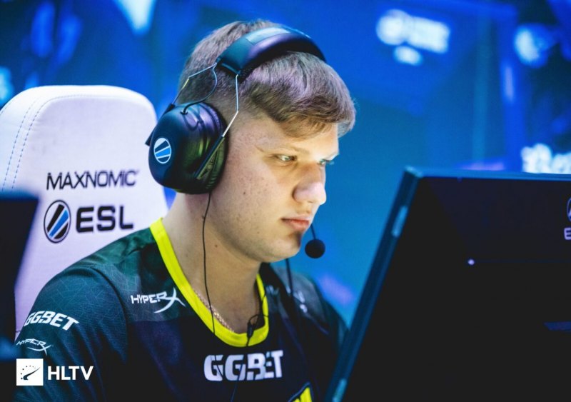 Игрок нави Симпл