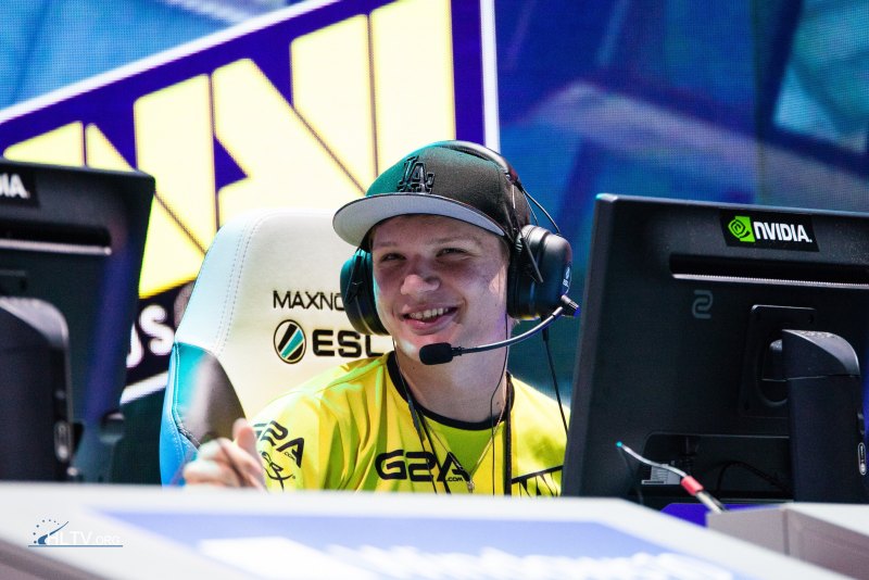 Navi s1mple