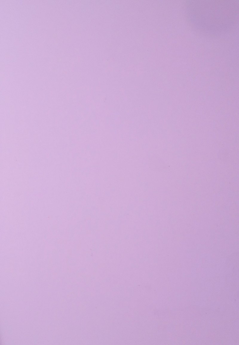 Светло фиолетовый