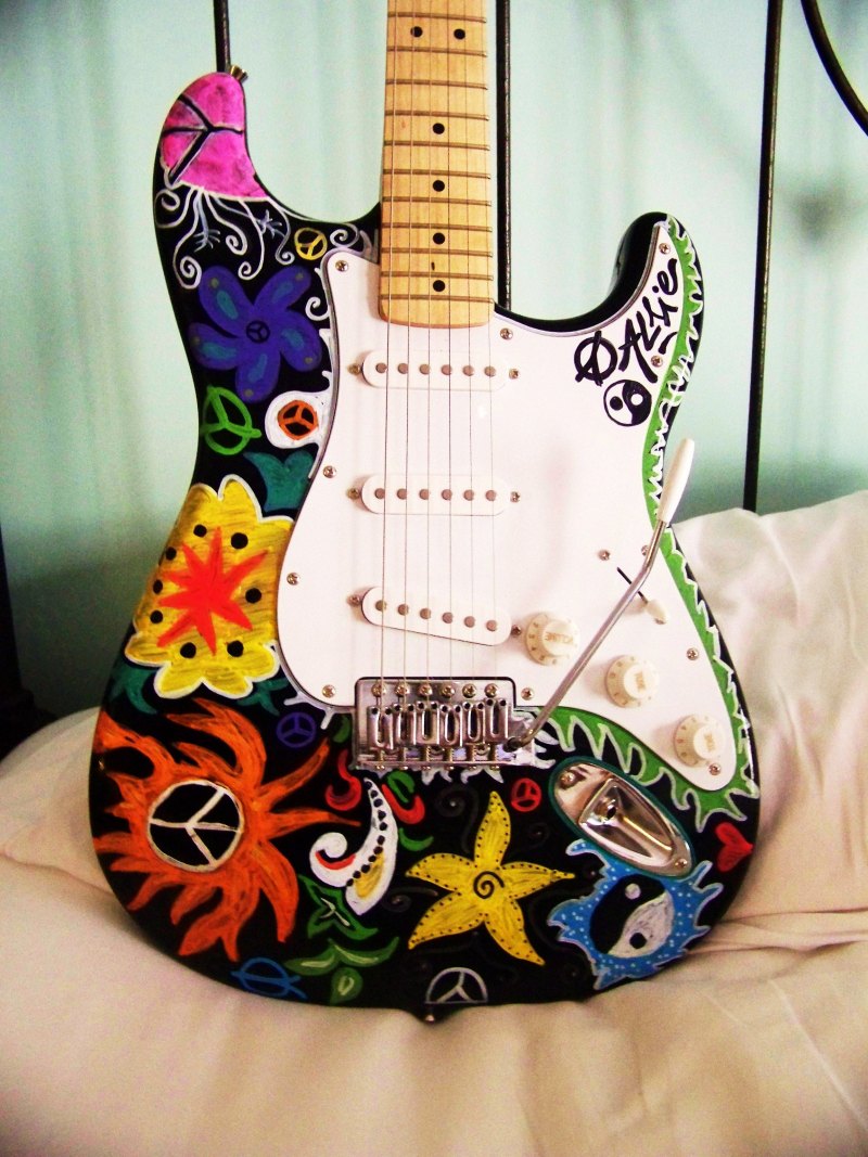 Гитара Fender Разрисованная