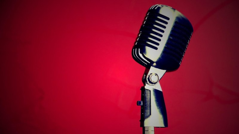 Постер микрофон