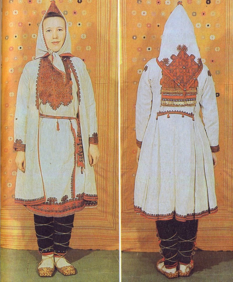 Национальный костюм луговых марийцев
