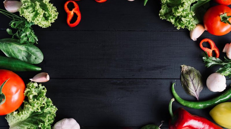 Овощи на столе