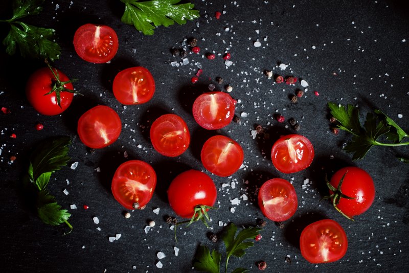 Дерево помидорки черри