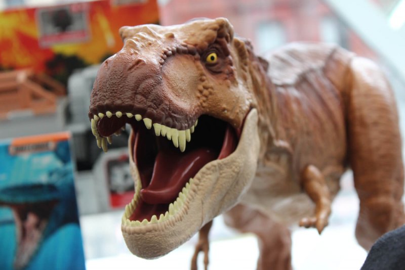 Мир Юрского периода 2 Тиранозавр