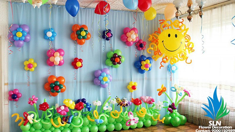 Украшение шарами на выпускной в детском саду