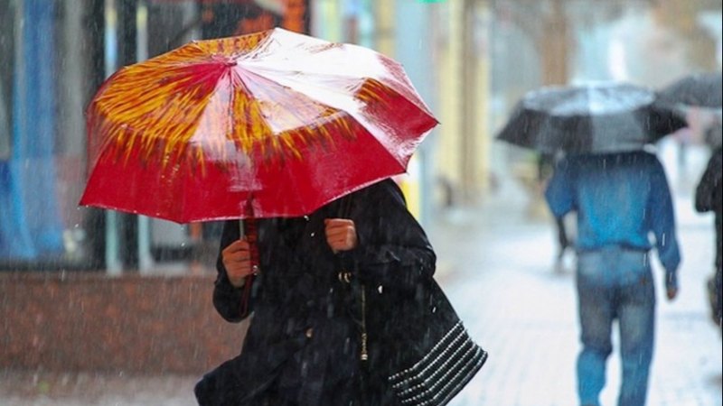 Человек под зонтом